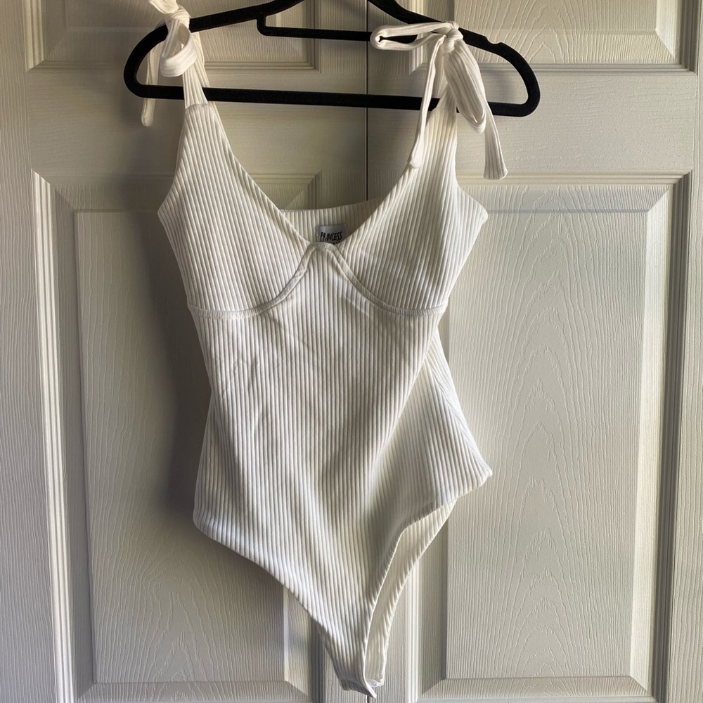Princess Polly Clove bodysuit New w/out tags